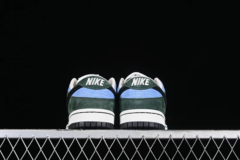 All categories Nk SB Dunk Series Nk SB Dunk Low low-top sneakers Otomo Katsuhiro x Nk SB Dunk Low "Steamboy OST" Otomo Katsuhiro co-branded double hook SB low-top sports and leisure sneakers CT2552-897